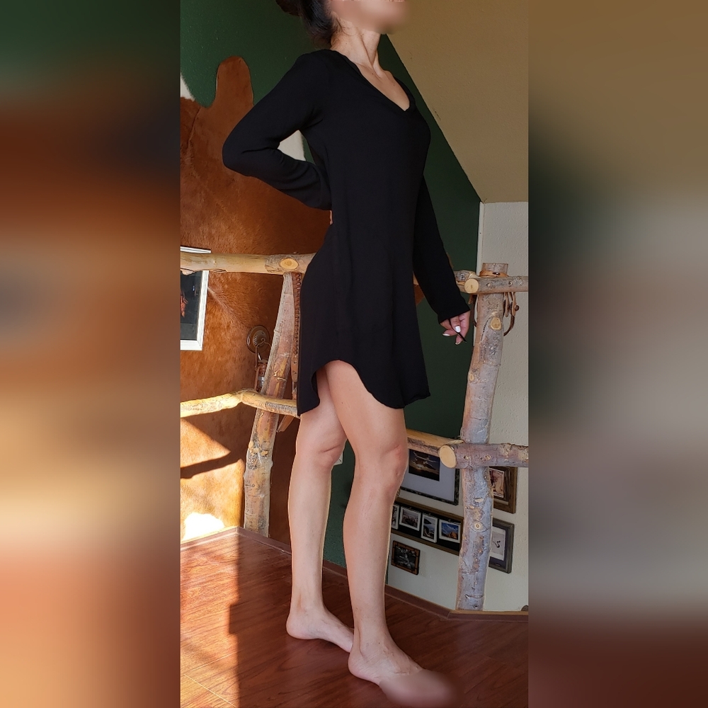 2 Cloth and Stone dresses/camisoles xs